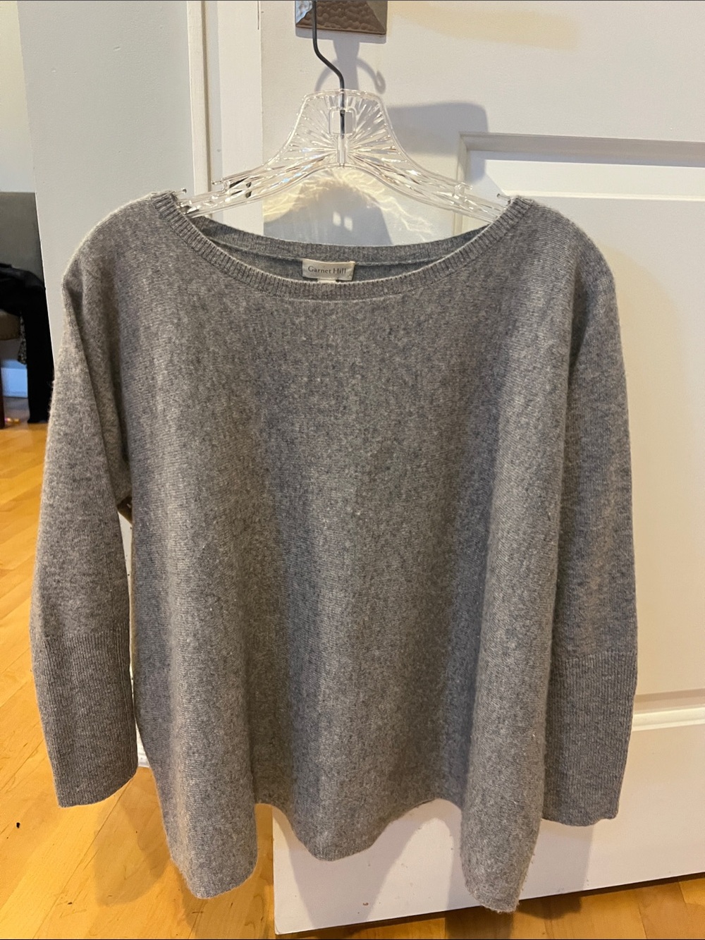 Garnet Hill Light Gray Boatneck Cashmere Sweater, like new, Sz M